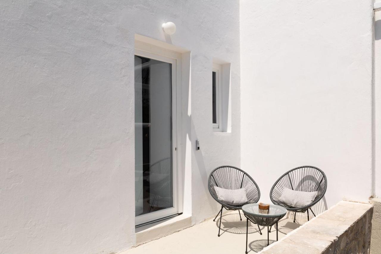 Faos Exclusive Suites Ornos  Dış mekan fotoğraf